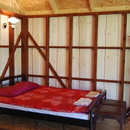 بيت ضيافة Daissy Puhkekula *