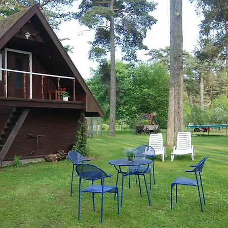 Guest house Daissy Puhkekula Mandjala